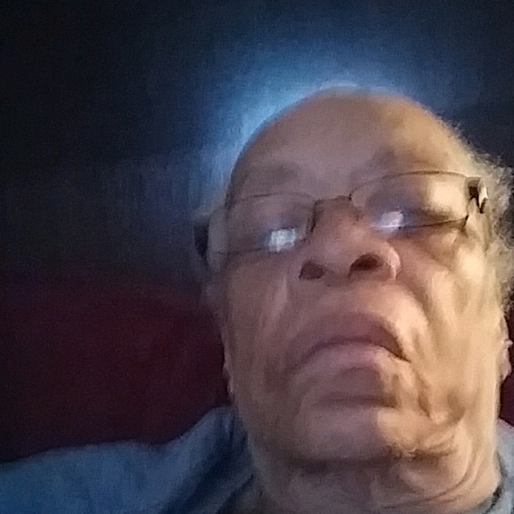 Meet your Posher, Sharon - Picture 1 of 1